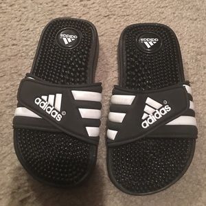Adidas Boys’ slippers